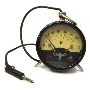 vintage analog voltmetre